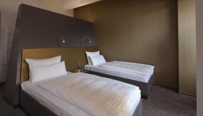 Zwei Betten im Deluxe Twin Room