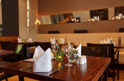 Gedeckter Tisch im Restaurant