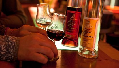 Birkenhofs eigener Drink in der Nahaufnahme