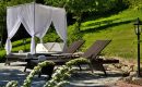Himmelbett im Garten