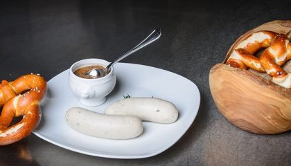 Mahlzeit mit Weisswürstchen