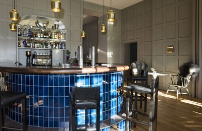 Blaue Bar im Hotel