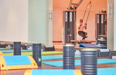 Yoga Matten und Sportgeräte