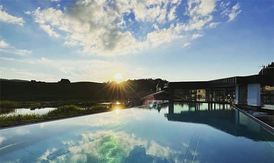 Sonnenaufgang vor dem Sportpool