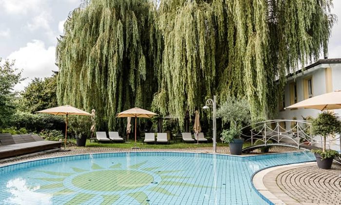 Außenpool im Hotel Antoniushof