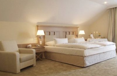 Bett in der Max Suite 2