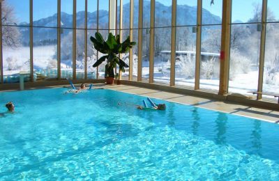 Schwimmbad im Winter im Hotel Sommer