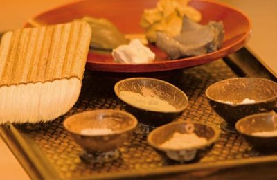 Cremes für Packungen, Peelings und Anwendungen