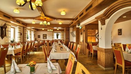 Restaurant im urig bayerischen Stil