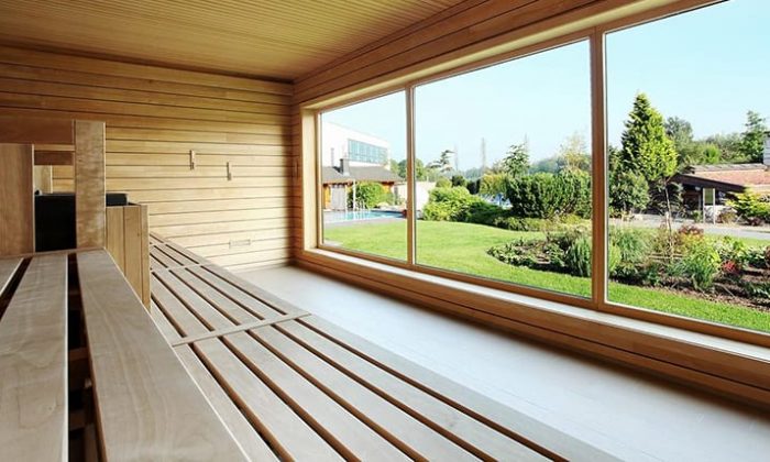 Sauna mit Ausblick auf den See