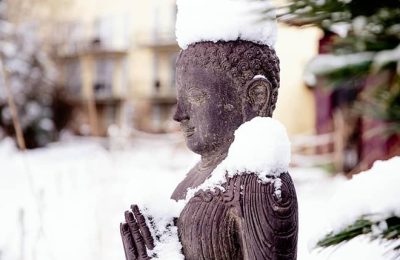 Deko Figur im Garten