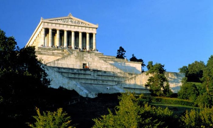 Von König Ludwig erbaute Walhalla