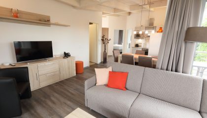 Wohnbereich in der Kapitänssuite 2